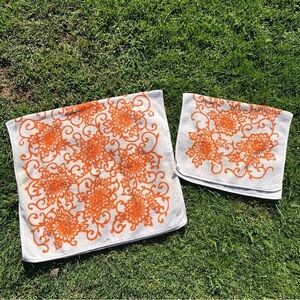 Vintage MCM Screen Prints by Sayco 2 Piece Towel Set White Orange Floral USA
